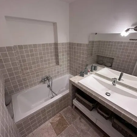 Villa Charmante 3 Avec Jardin, Climatisation Et Parking Aux Issambres - Fr-1-768-45