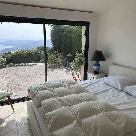 Charmante 3 Avec Jardin, Climatisation Et Parking Aux Issambres - Fr-1-768-45
